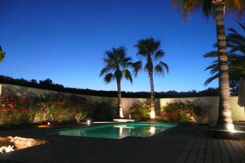 Villa a Cala Tarida, Ibiza, Cala Tarida - € 1.700.000 | Ref: CVE607 - foto 16